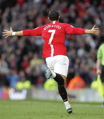 莱切门前轻 莱切门前轻