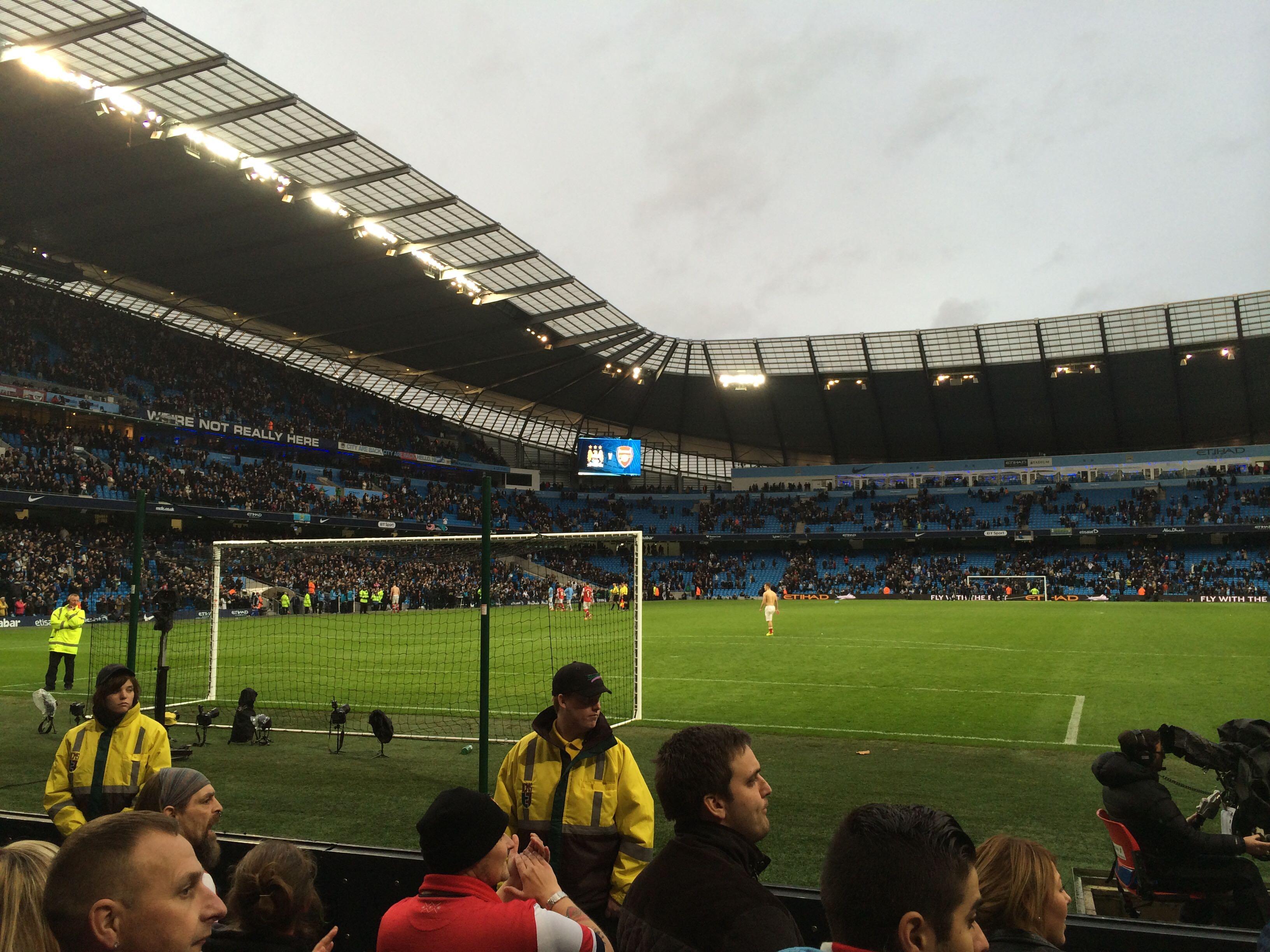 隆重祝贺中 隆重祝贺中