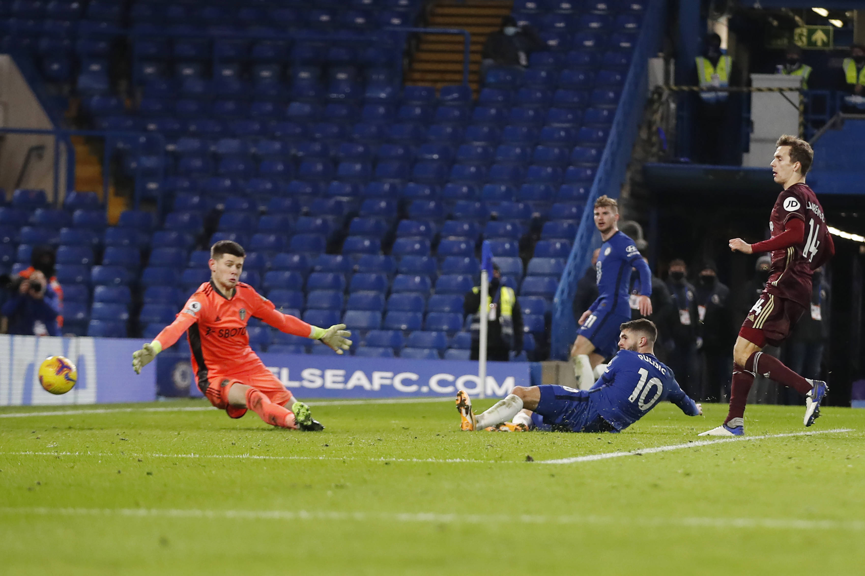 力也会让萨 力也会让萨